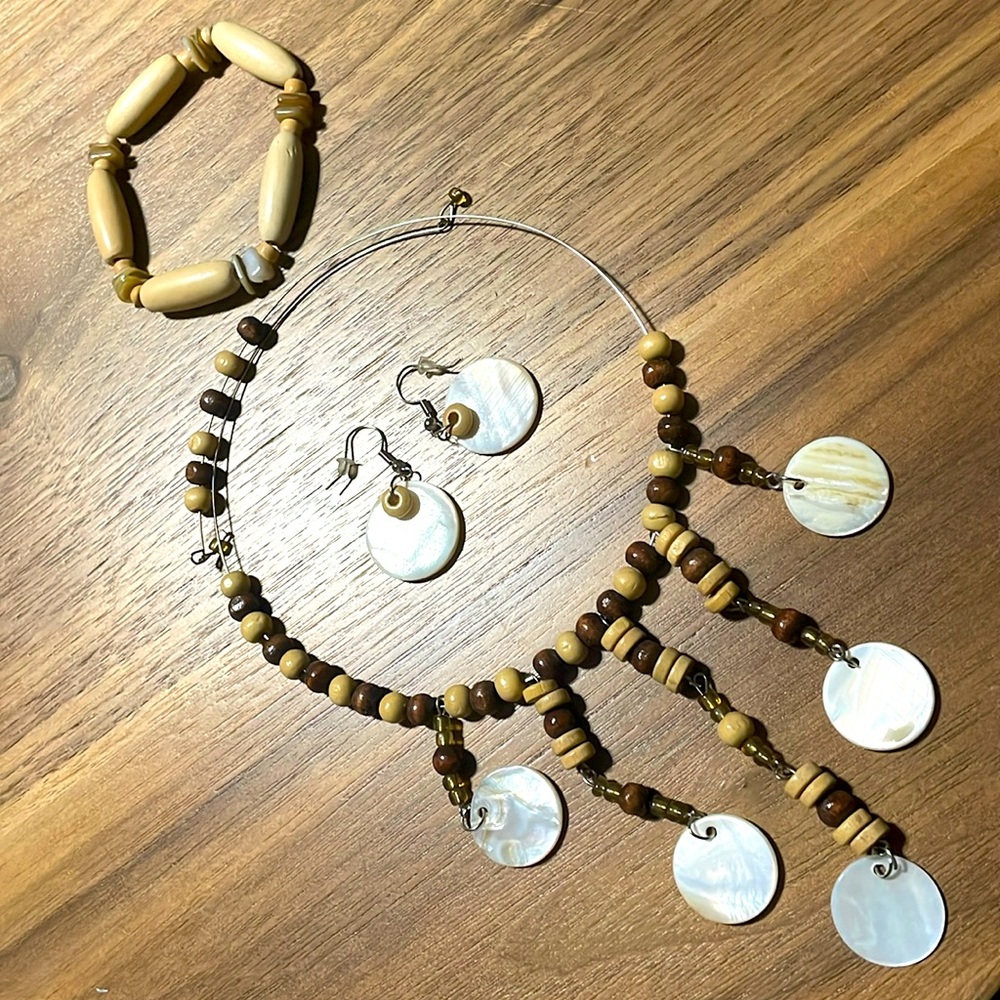 Jewelry set - Picture 1 of 4